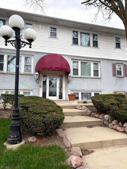 2331-9507 Kelvin Ln, Schiller Park, IL, 60176-5001 | Card Image