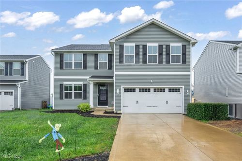 114 River Run Dr, Elyria, OH, 44035-7800 | Card Image