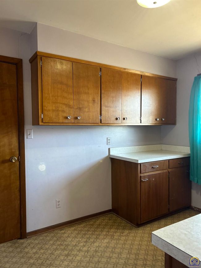 718 S 9 Th St, House other with 4 bedrooms, 2 bathrooms and null parking in Osage City KS | Image 12