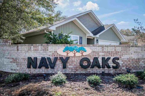 9490 Lutoo Ln, Pensacola, FL, 32526-3278 | Card Image