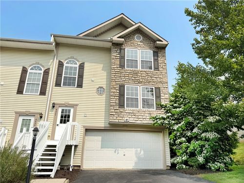 6422 Lindsey Ln, Murrysville, PA, 15632-2569 | Card Image