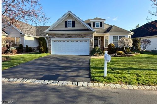 120 Crescent Way, Monroe Twp, NJ, 08831-3761 | Card Image