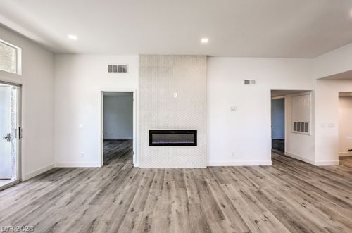 2127-3125 N Buffalo Dr, Las Vegas, NV, 89128-7837 | Card Image