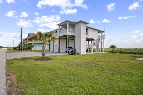 1180 Lagoon Dr, Crystal Beach, TX, 77650 | Card Image