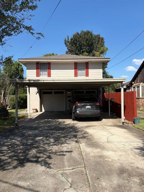103 Pecan St, Thibodaux, LA, 70301-4807 | Card Image
