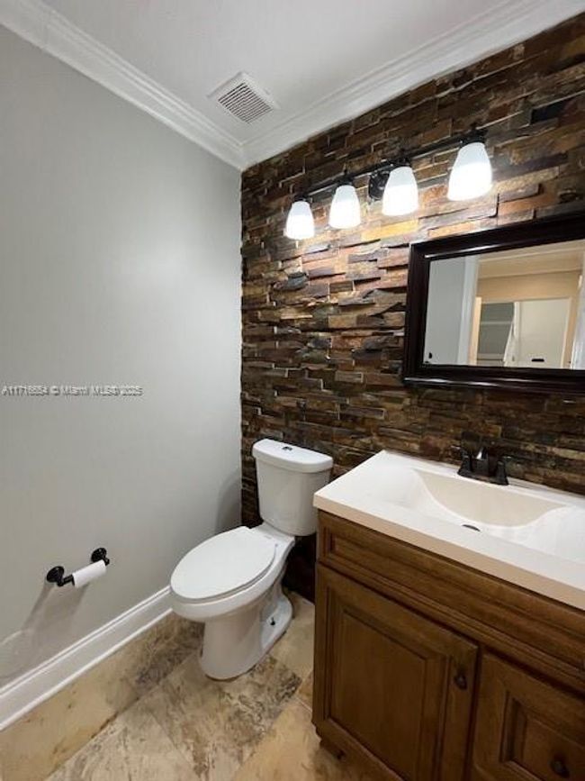 242 - 242 Sw 159 Th Way, House other with 3 bedrooms, 3 bathrooms and null parking in Sunrise FL | Image 19