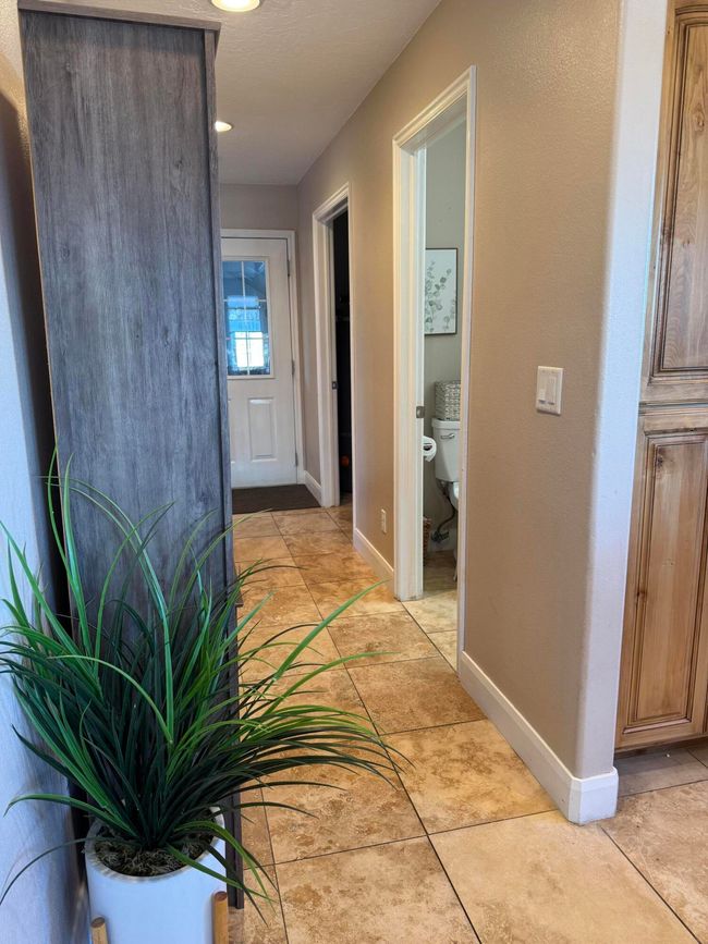 Hallway | Image 25