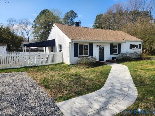 7397 Roosevelt Ave, Mechanicsville, VA, 23111-2161 | Card Image