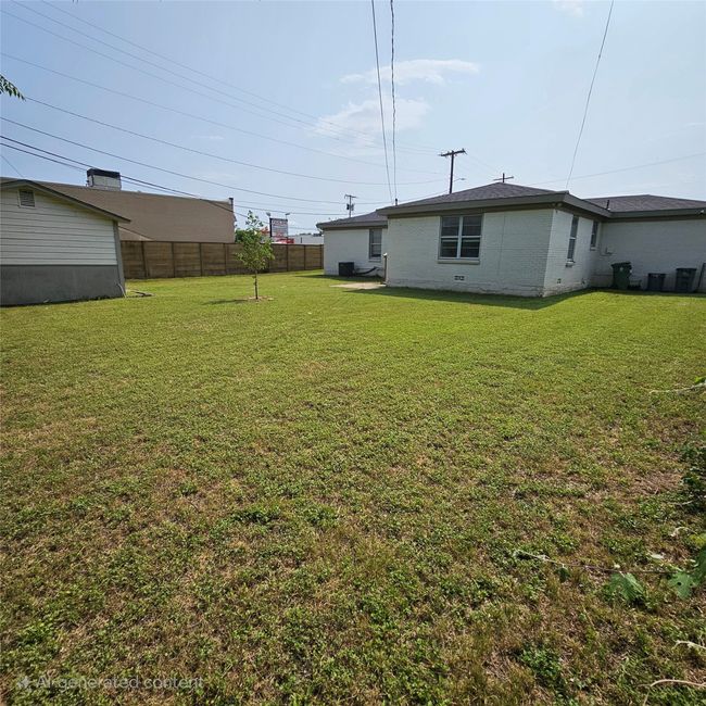 View of spacious yard. | Image 29