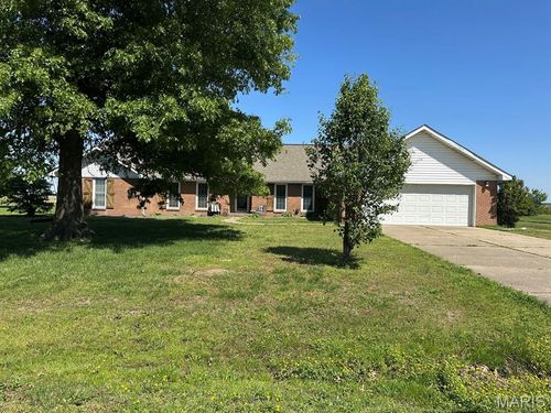 2 Amanda Dr, Lilbourn, MO, 63862-8100 | Card Image