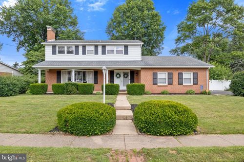 1965 Niagara Ln, YORK, PA, 17408-1531 | Card Image