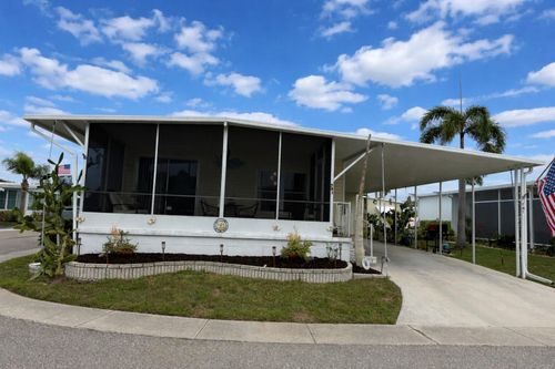 741 Iris Dr, VENICE, FL, 34293-6984 | Card Image