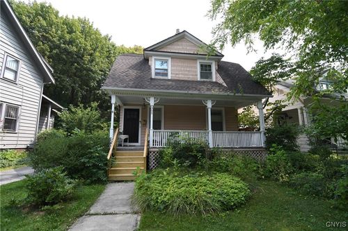 305 Kensington Rd, Syracuse, NY, 13210-3011 | Card Image
