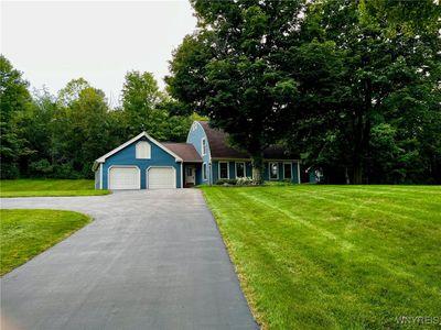 5935 Newport Road, House other with 3 bedrooms, 1 bathrooms and null parking in Camillus NY | Image 1