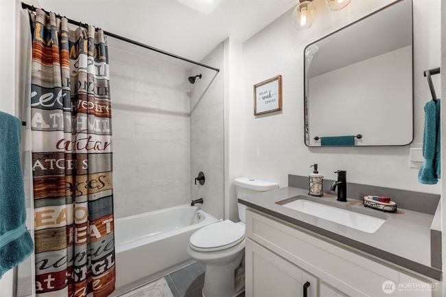 24028 6 Th Pl W, House other with 4 bedrooms, 4 bathrooms and 2 parking in Bothell WA | Image 26