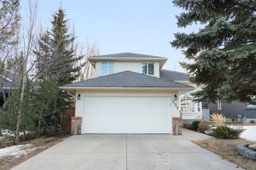 209 Hawkstone Dr Nw, Calgary, AB, T3G3R1 | Card Image