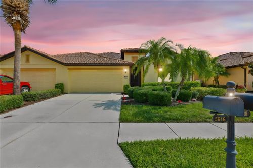5618 Sunset Falls Dr, APOLLO BEACH, FL, 33572-3111 | Card Image
