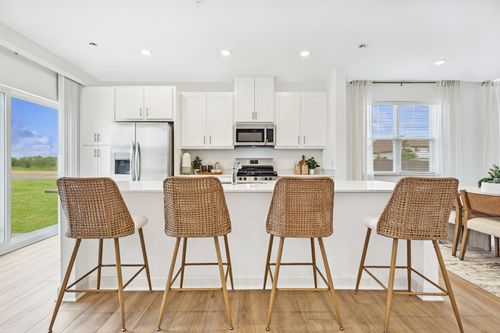 20005 62nd Pl, Corcoran, MN, 55340-1011 | Card Image