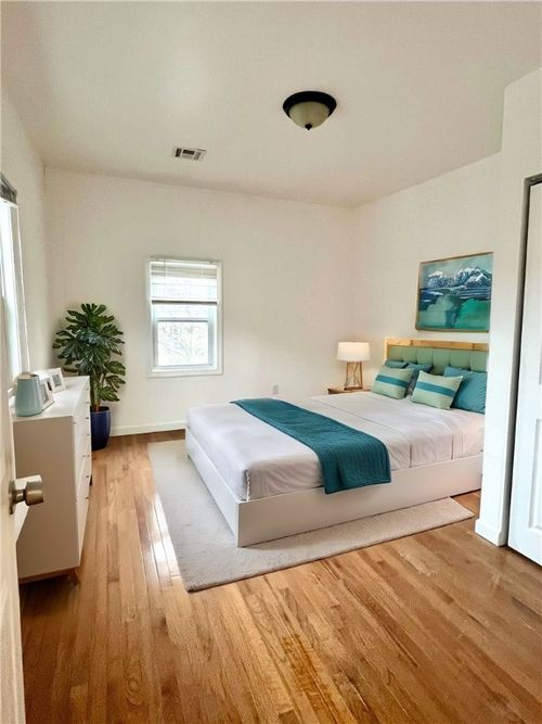 2-58 Knight St, Providence, RI, 02909-1539 | Card Image