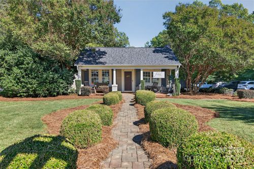 19428 Zion Ave, Cornelius, NC, 28031-8491 | Card Image