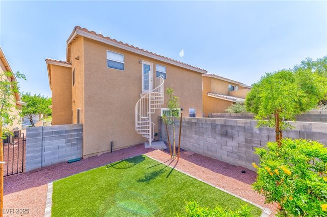 UNIT-201 - 8004 Cetus Cir, Condo with 3 bedrooms, 2 bathrooms and null parking in Las Vegas NV | Image 15
