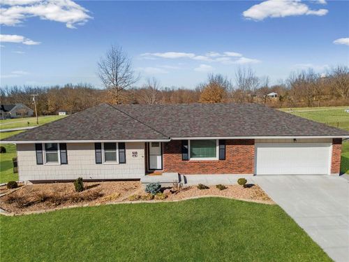 610 W 13th St, Carrollton, MO, 64633-1504 | Card Image