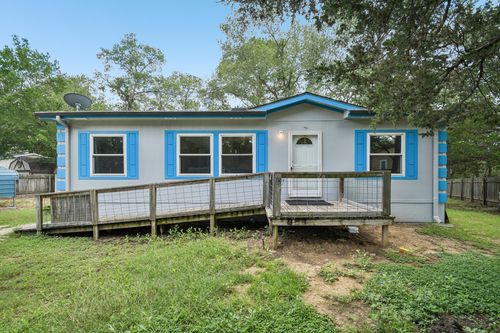 139 Meadow Creek Dr, Bastrop, TX, 78602-6846 | Card Image
