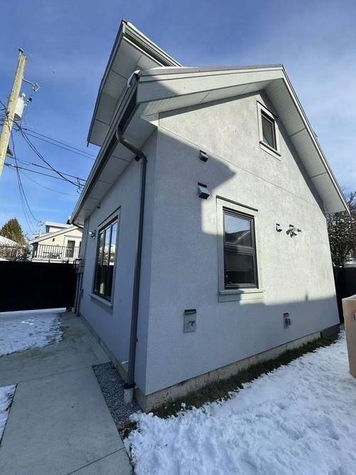 400 E 56th Ave, Vancouver, BC, V5X | Card Image