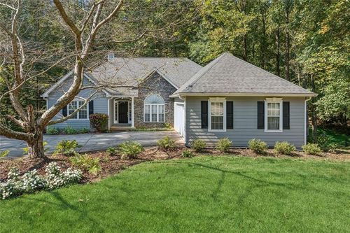 1060 Regency Park Dr, Braselton, GA, 30517-1442 | Card Image