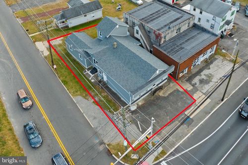 1606 Route 130 N, Burlington, NJ, 08016-2010 | Card Image