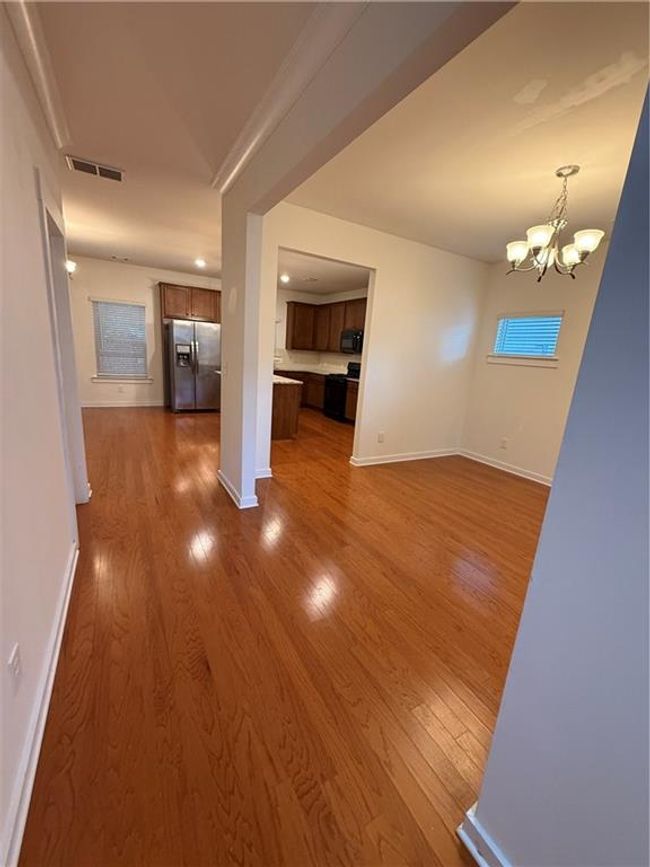 1392 Weatherbrook Cir, House other with 4 bedrooms, 3 bathrooms and null parking in Lawrenceville GA | Image 6