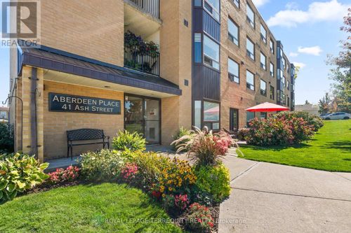 304-41 Ash St, Uxbridge, ON, L9P1E2 | Card Image