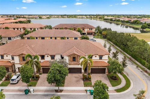 9573 Town Parc Cir S, Parkland, FL, 33076-3877 | Card Image