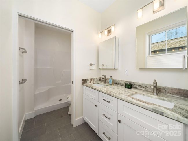 F - 43 Skyvue Ct, Townhouse with 2 bedrooms, 3 bathrooms and null parking in Saluda NC | Image 21