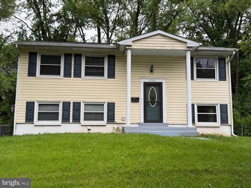 4521 Edinburg Dr, WOODBRIDGE, VA, 22193-2616 | Card Image