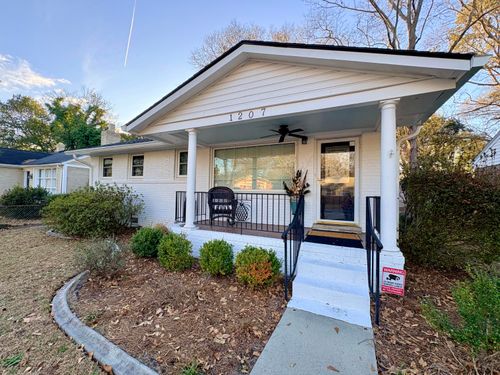 1207 Chevis St, Columbia, SC, 29205-4807 | Card Image