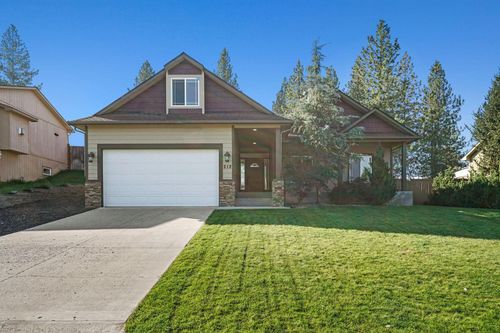 212 E Pine Needle Ave, Colbert, WA, 99005-7200 | Card Image