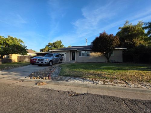 275 Ida Way, Hanford, CA, 93230 | Card Image