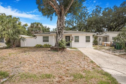 3307 W Ballast Point Blvd, Tampa, FL, 33611-3905 | Card Image