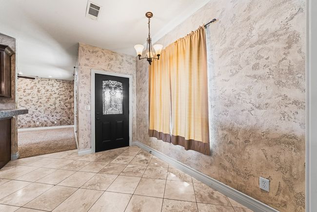 806 Sw 7 Th St, House other with 3 bedrooms, 2 bathrooms and 2 parking in Seminole TX | Image 10