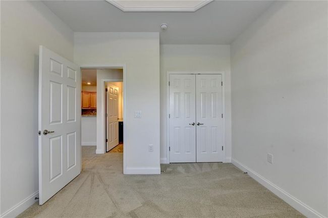 3411 Lindenridge Dr, Condo with 3 bedrooms, 3 bathrooms and null parking in Buford GA | Image 31