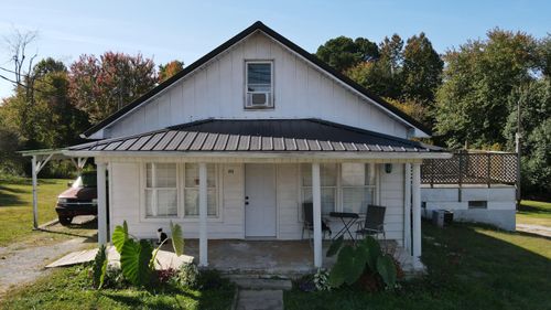 255 Maple St, Russell Springs, KY, 42642-4388 | Card Image