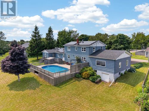 4 Maclean Ave, House with 5 bedrooms, 3 bathrooms and null parking in Kensington PE | Card Image