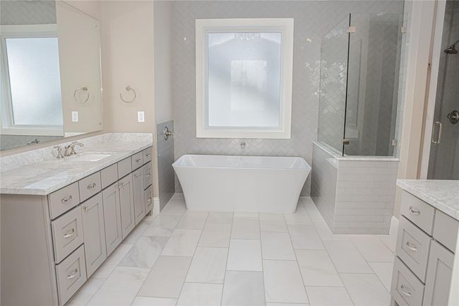 1530 Cunningham Parc Ln, House other with 4 bedrooms, 5 bathrooms and 2 parking in Houston TX | Image 15