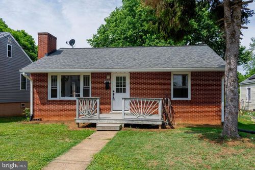 204 N Madison St, ORANGE, VA, 22960-1315 | Card Image