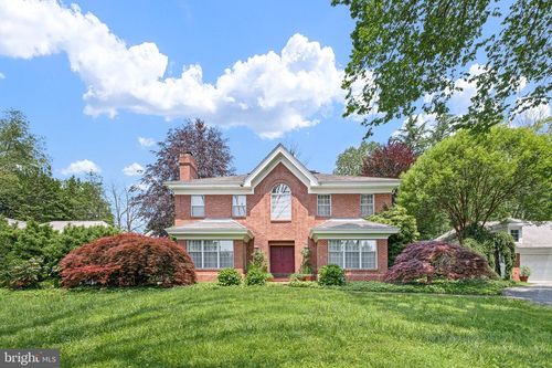 2 Farron Dr, CHADDS FORD, PA, 19317-9200 | Card Image