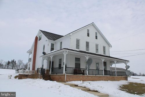 120 N Ash Rd, NEWMANSTOWN, PA, 17073-9247 | Card Image