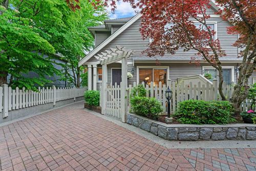 10-222 E 5th St, North Vancouver, BC, V7L1L7 | Card Image