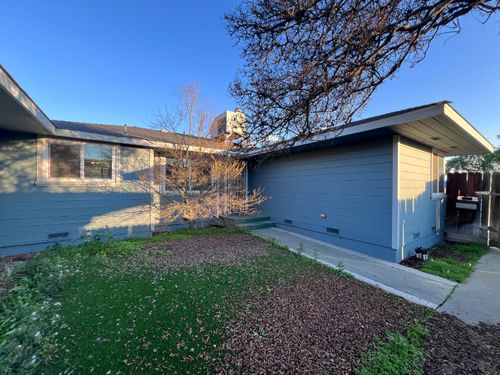 737 E Shields Avenue, Fresno, CA, 93704 | Card Image