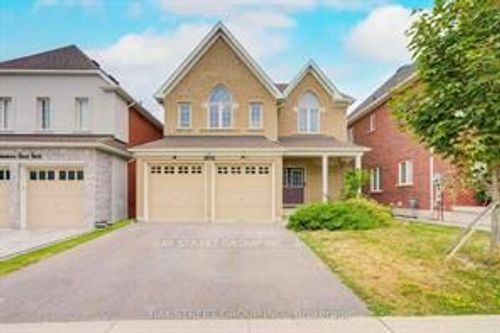 1804 Grandview St N, Oshawa, ON, L1K0Y2 | Card Image